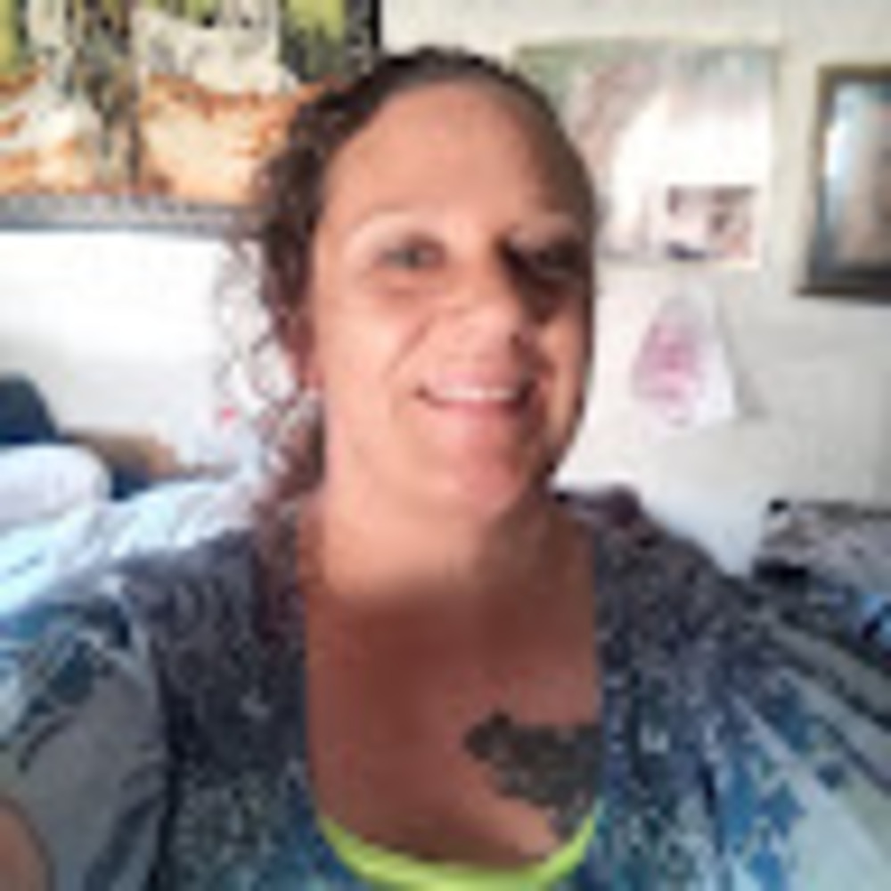 Meet your Posher, Kendra